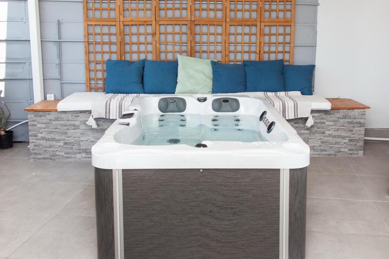 Gorgeous Penthouse With Private Jacuzzi And Amazing View! Διαμέρισμα Αθήνα Εξωτερικό φωτογραφία